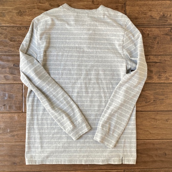 The Roark Revival Mens XL Long Sleeve Henley Gray White Stripe - Picture 2 of 8